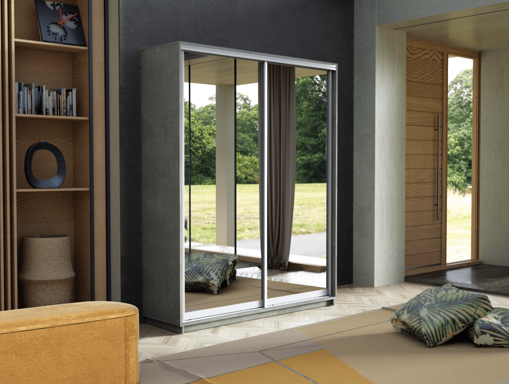 Узкий шкаф-купе с зеркальными фасадами